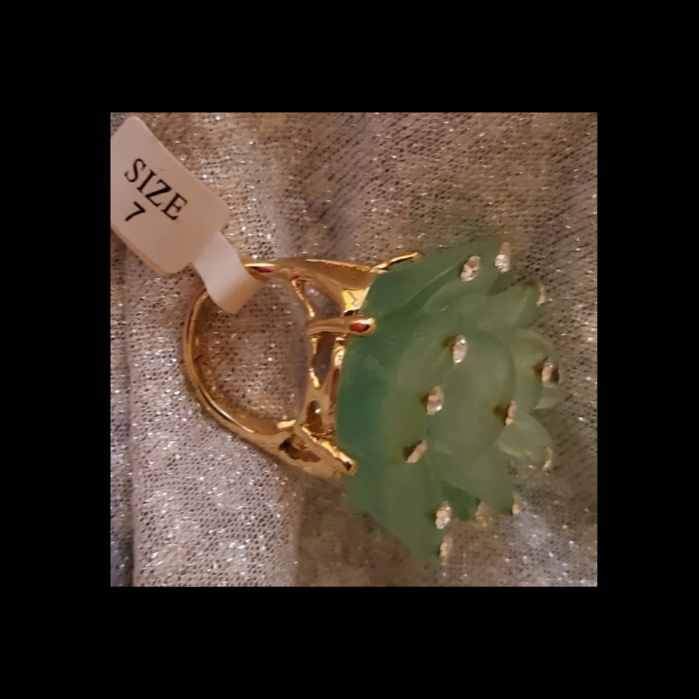 💚Green-Gold Rose Ring [Sizes 6,7]